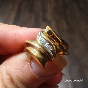 10k gold diamond bypass ring, size 7